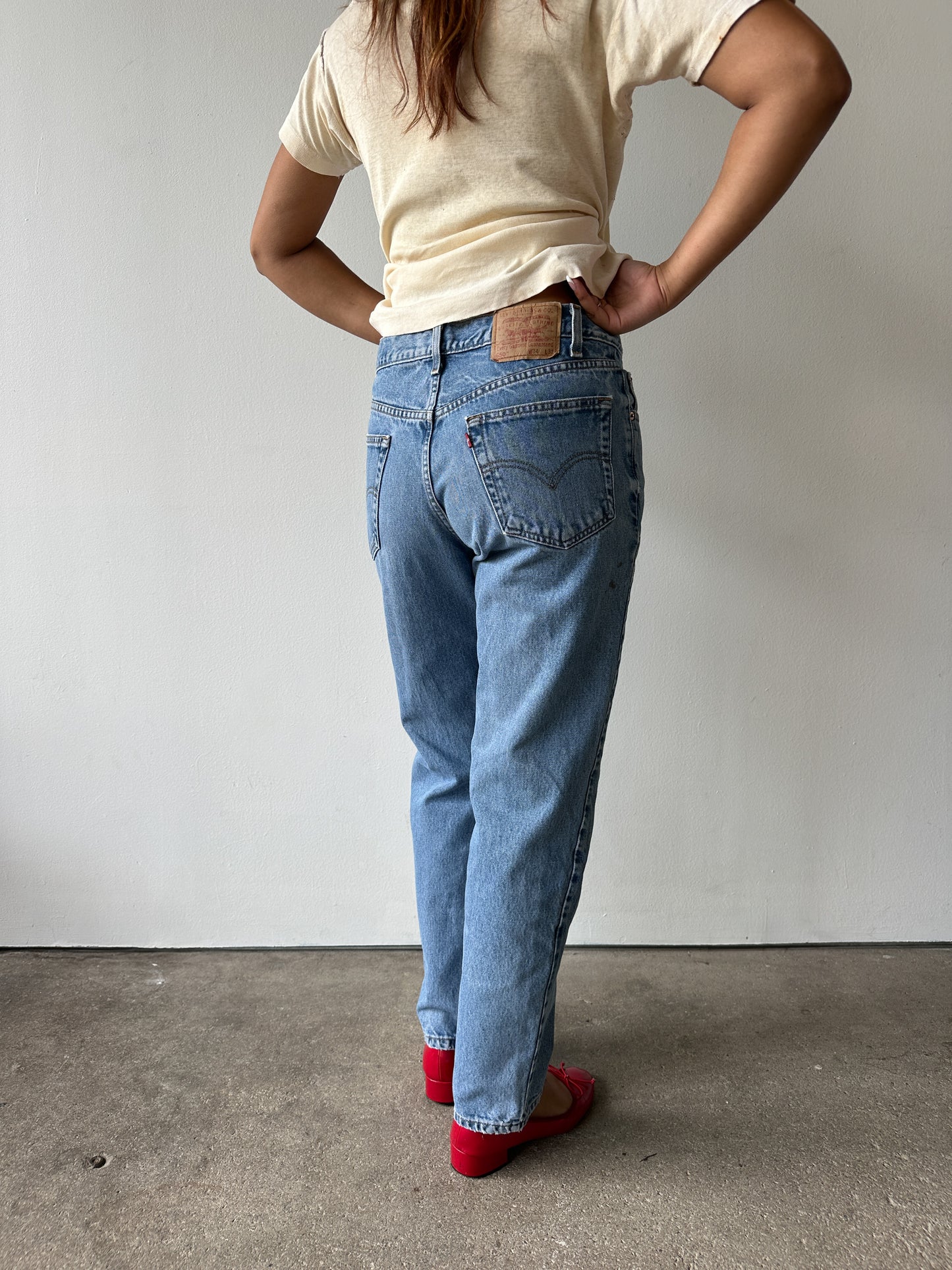 1990s 550 Levi’s Relaxed Fit 33 Waist