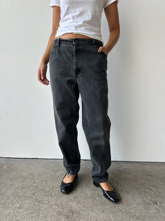 1990s 550 Levi’s Relaxed Fit Tapered Leg 34 Waist