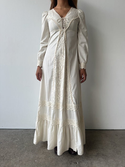 1970s Black Label Gunne Sax (like new) Size 9
